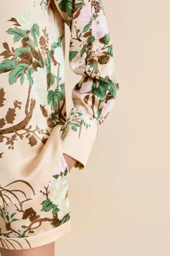 Hot Alba Tirtoff Floral Pajamasin Silk Satin Pajamas