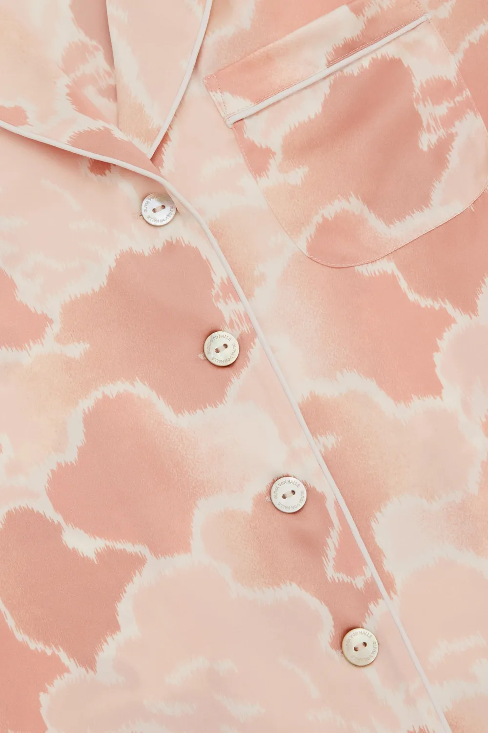 Cheap Lila Icarus Cloud Pajamasin Silk Satin Pajamas