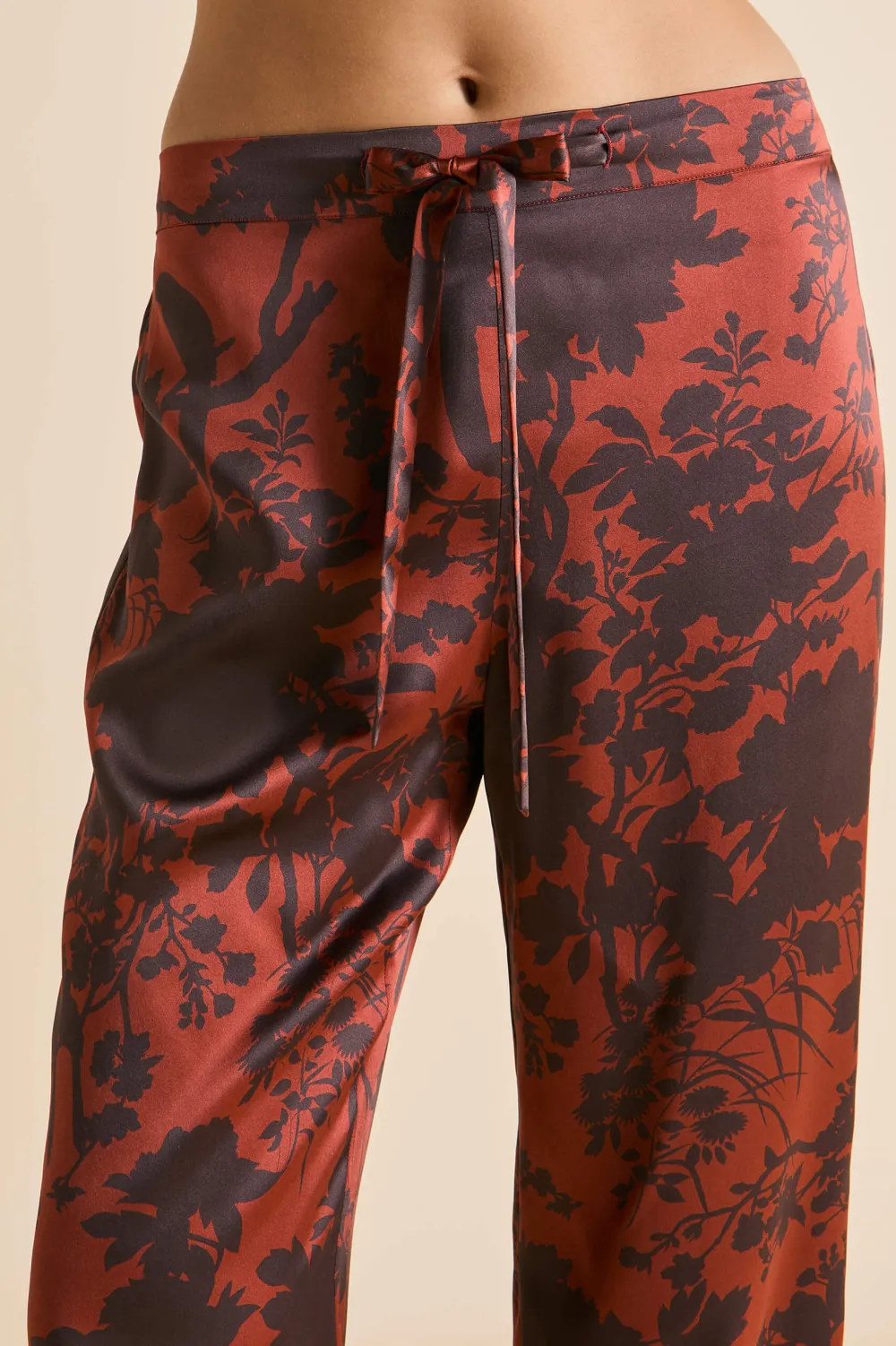 Sale Lila Lalanne Burgundy Floral Pajamasin Silk Satin Pajamas