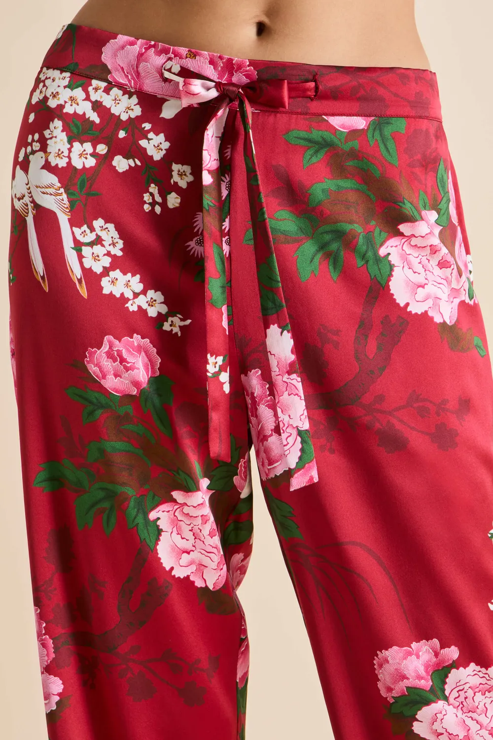 Fashion Lila Tardieu Floral Pajamasin Silk Satin Pajamas