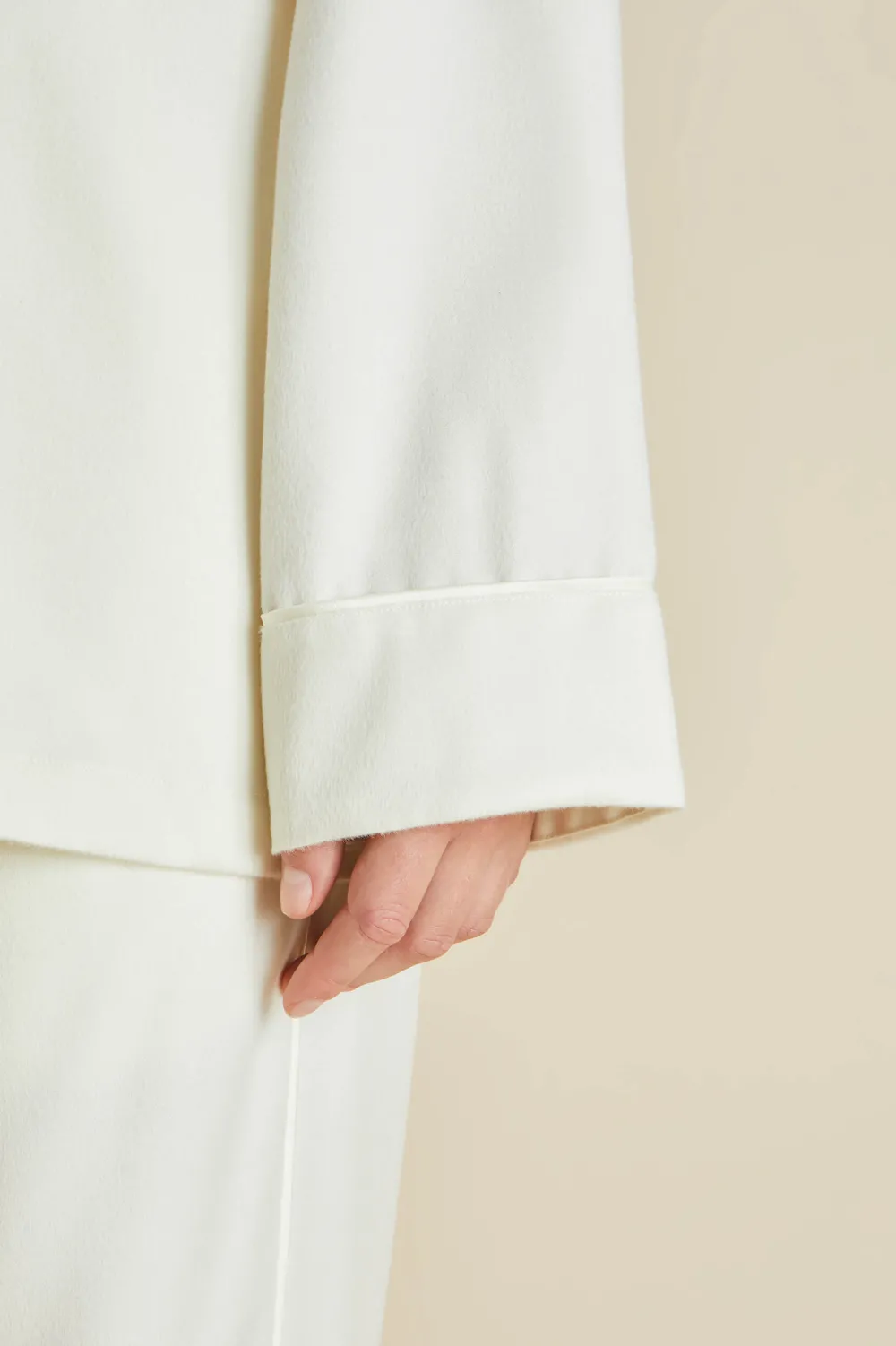 Shop Vanderbilt Aspen Pajamasin Cashmere Pajamas