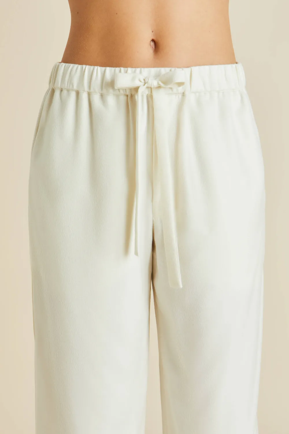 Shop Vanderbilt Aspen Pajamasin Cashmere Pajamas