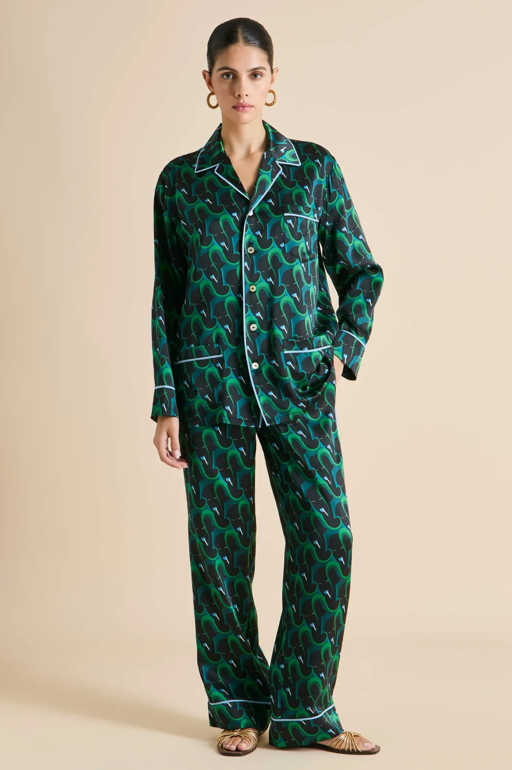 Clearance Yves Colette Figure Pajamasin Silk Satin Pajamas
