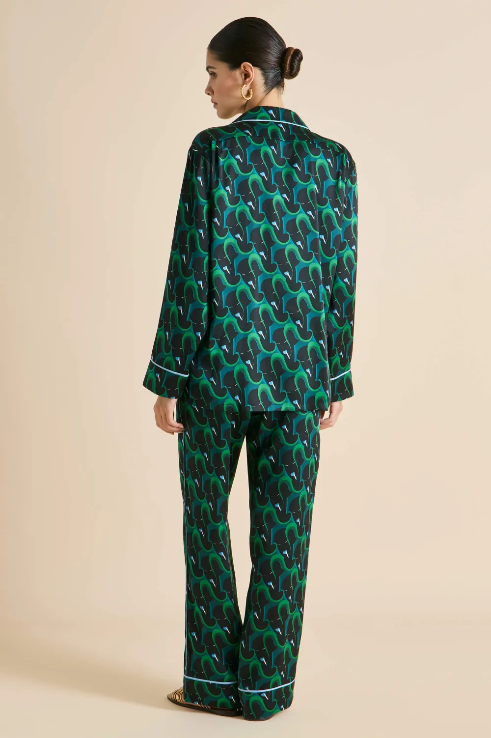 Clearance Yves Colette Figure Pajamasin Silk Satin Pajamas